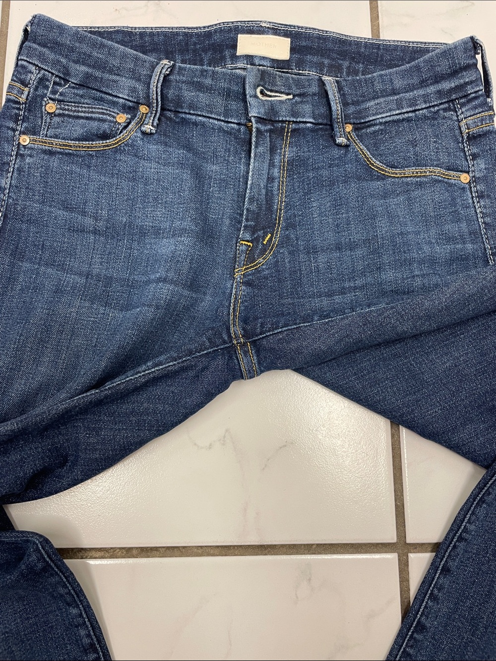 MOTHER Women’s The Looker
Flowers From the Storm Dark Denim Skinny Jeans Size 26 - Picture 8 of 12